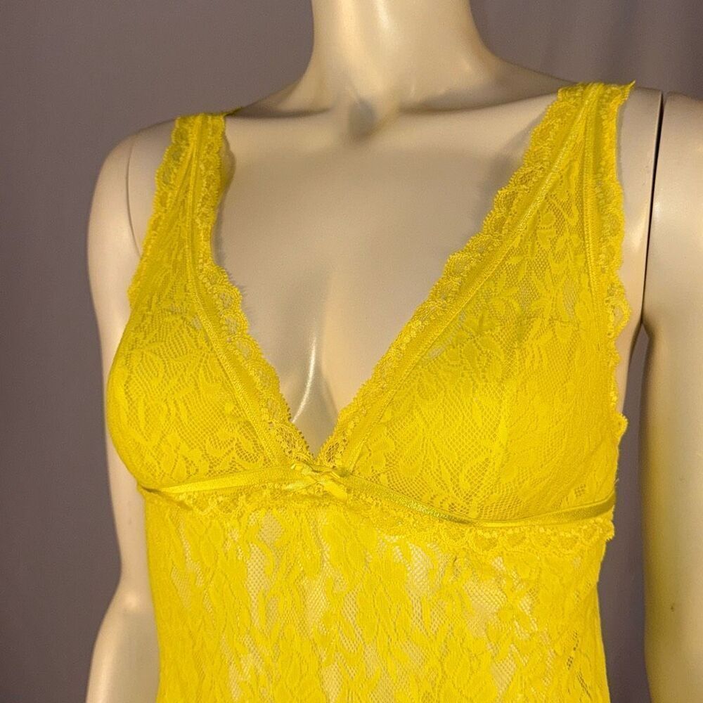 Victoria’s Secret Yellow Lace Slip Dress Size Large - Picture 3 of 14